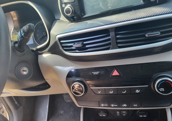 Hyundai Tucson cena 51500 przebieg: 164000, rok produkcji 2019 z Węgorzewo małe 137